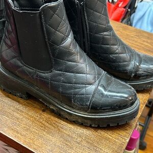 Black quilters Detail - ankle boot Size